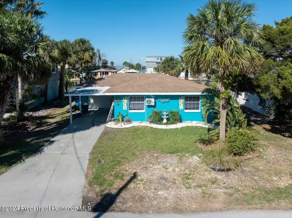 Hernando Beach, FL 34607,3291 Minnow Creek Drive