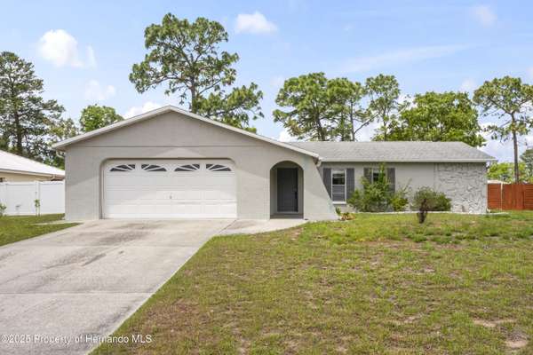 3353 Montano Avenue, Spring Hill, FL 34609