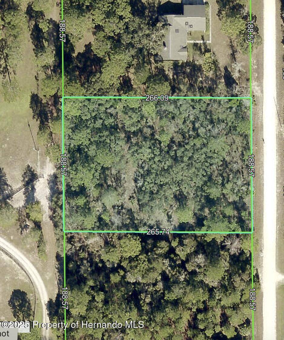 0 Retriever Road, Weeki Wachee, FL 34614
