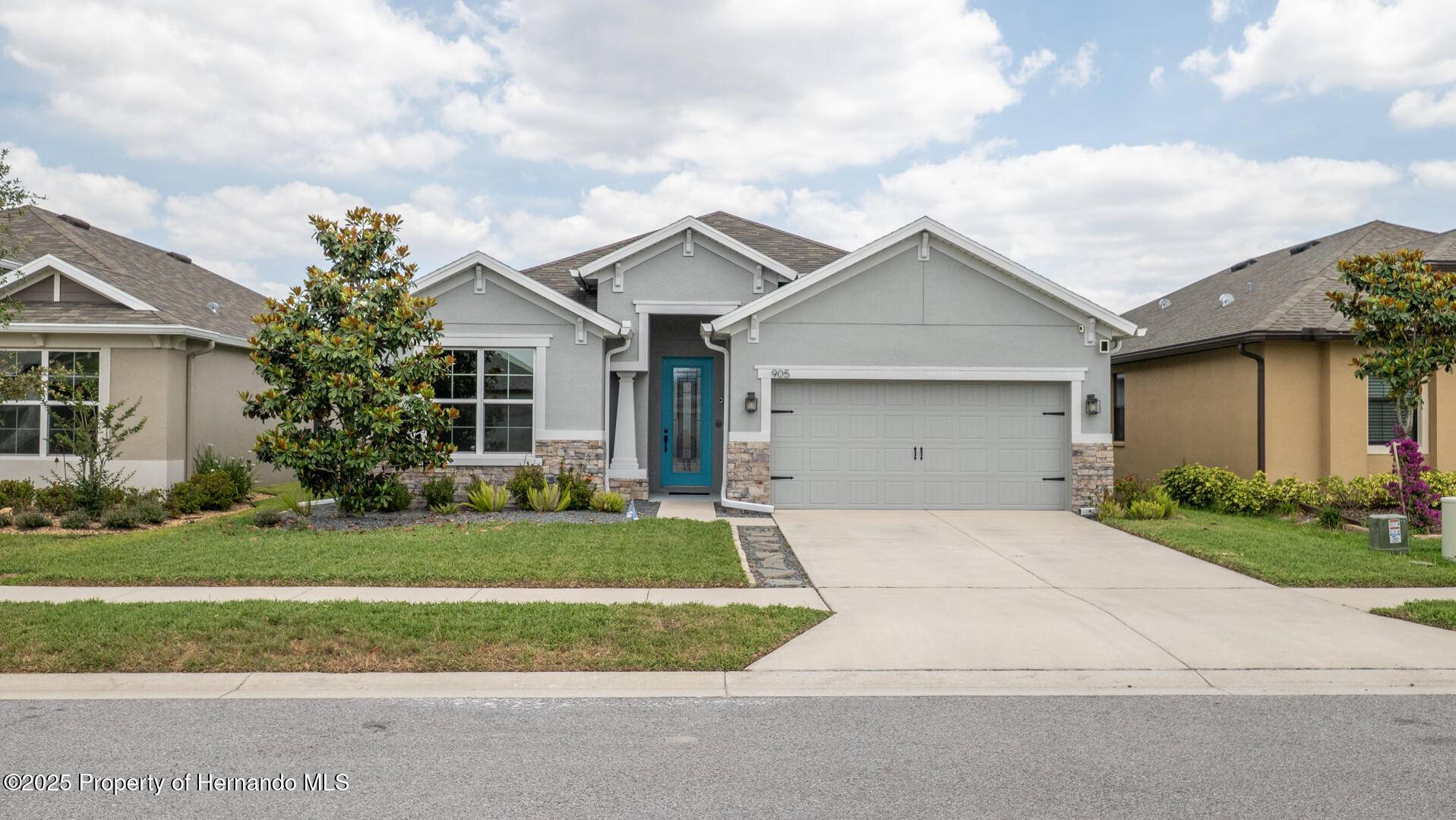 905 Old Windsor Way, Spring Hill, FL 34609