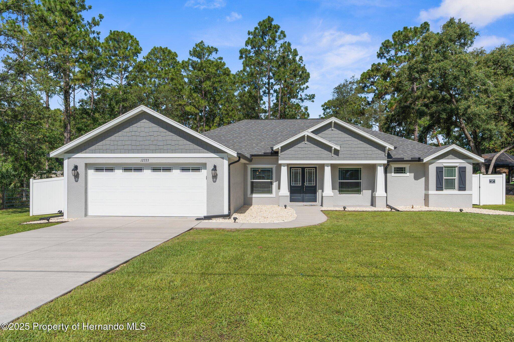 12333 Harris Hawk Road, Weeki Wachee, FL 34614