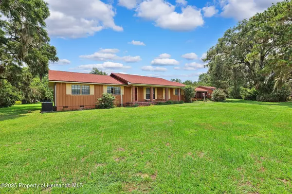 Brooksville, FL 34601,20480 Lake Lindsey Road