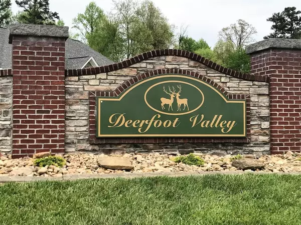 46 Deerfoot Valley, London, KY 40741