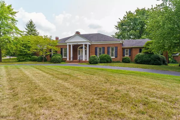 2121 Lakeside Drive, Lexington, KY 40502