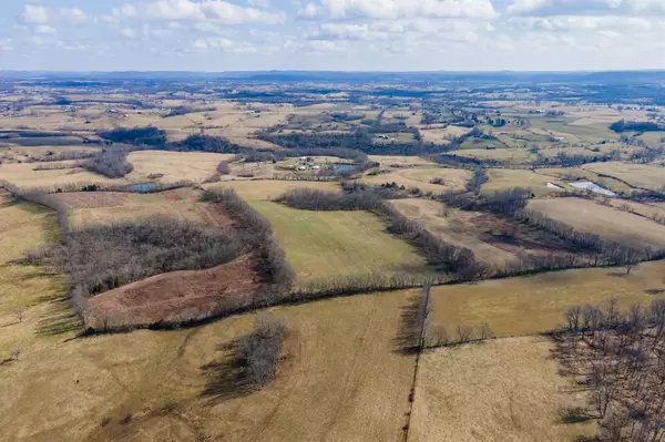 Paint Lick, KY 40461,855 Manse Road