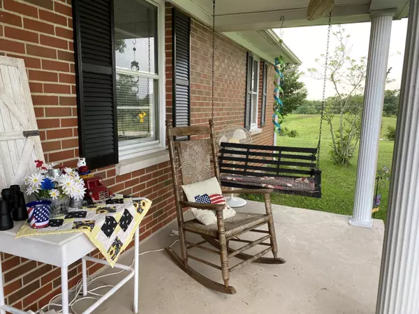 Frankfort, KY 40601,815 Dry Ridge Road