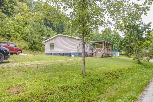 209 Bowling Branch Road, London, KY 40741