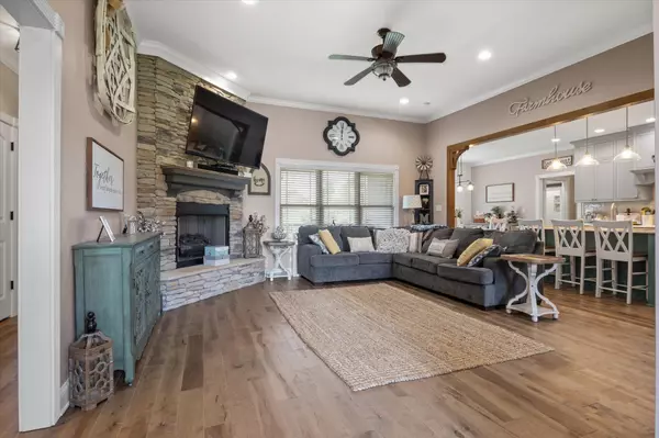Richmond, KY 40475,1049 Rubrum Way