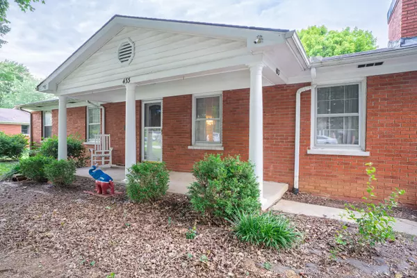 Frankfort, KY 40601,433 Menominee Trail