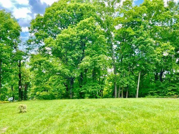 44 Green Hills Estates Road, Monticello, KY 42633