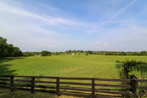 Versailles, KY 40383,3140 Oregon Road