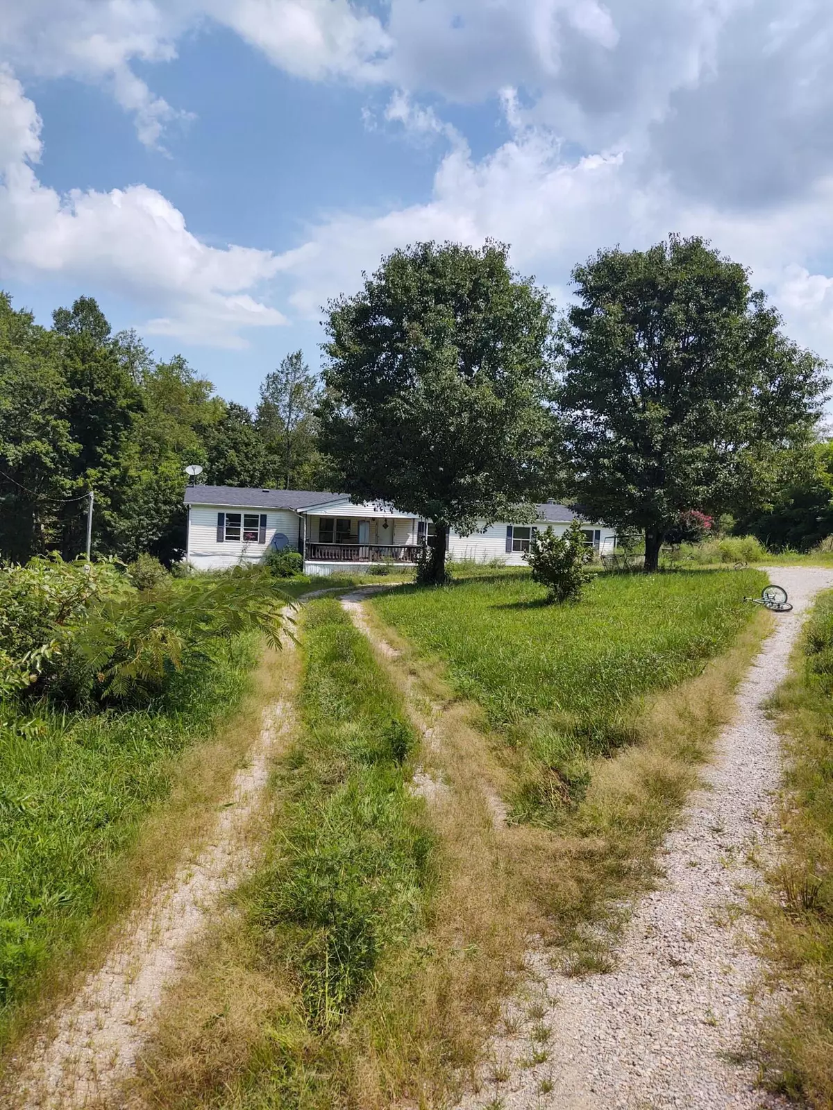 Winchester, KY 40391,654 Pine Ridge Road Road