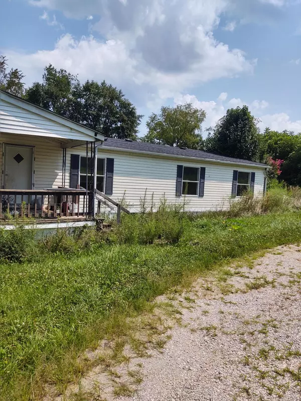 Winchester, KY 40391,654 Pine Ridge Road Road