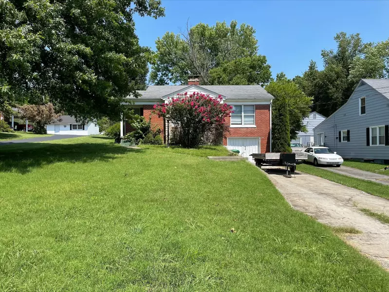 711 E East Main Street, Danville, KY 40422