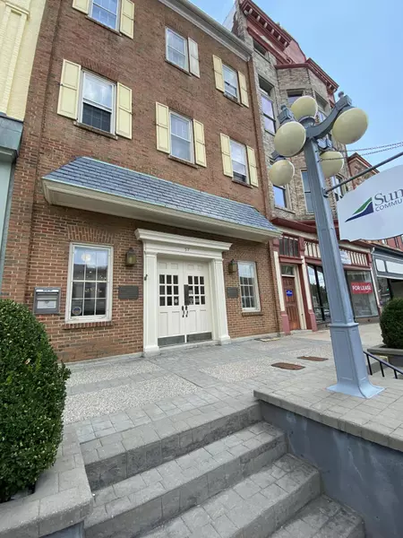 57 S Main Street, Winchester, KY 40391