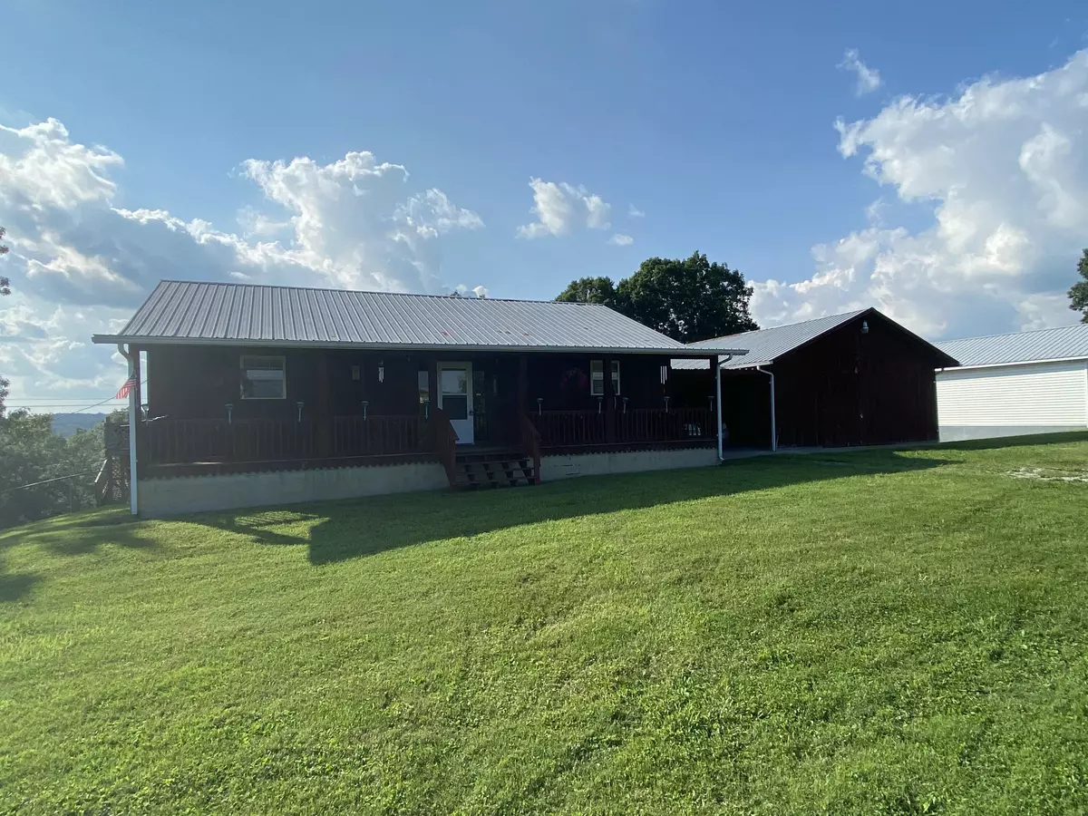 Beattyville, KY 41311,388 Poor Farm Road