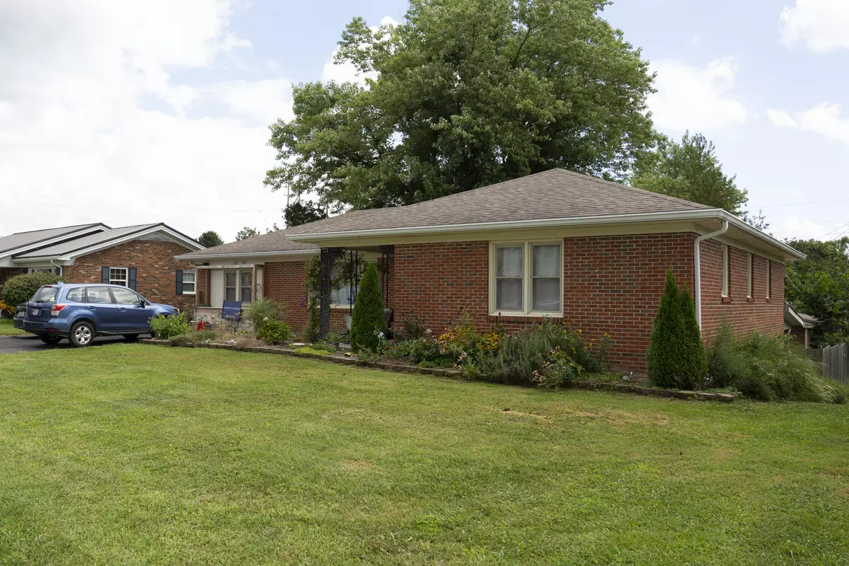 Lancaster, KY 40444,224 Davis Avenue