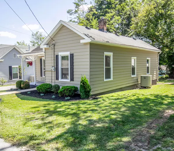 Paris, KY 40361,371 Massie Avenue