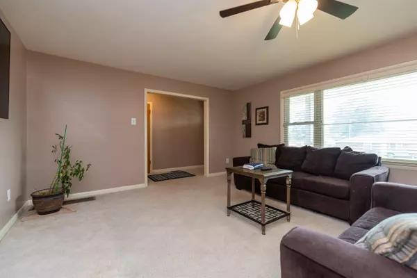 Winchester, KY 40391,54 Locust Drive