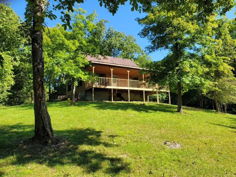 2605 LeCompte Bottom Road, Pleasureville, KY 40057