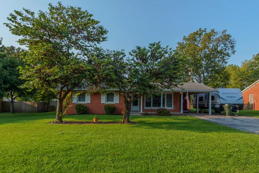 207 Seminole Trail, Georgetown, KY 40324