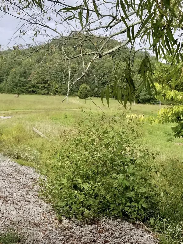 Stanford, KY 40484,123 Bowen Spur Road