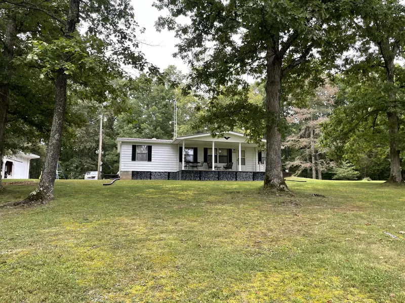 105 Stewart Fork Road, Irvine, KY 40336