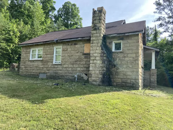 Williamsburg, KY 40769,100 Cane Creek Road