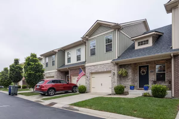 Lexington, KY 40508,222 Midland Avenue #2105