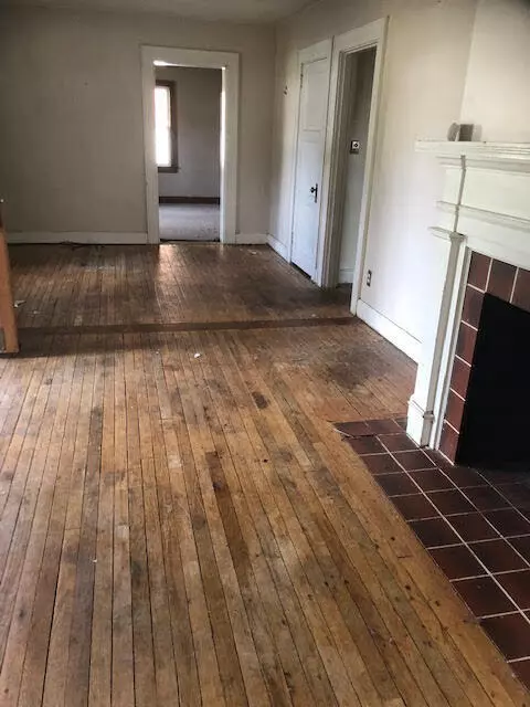 Frankfort, KY 40601,125 ELM Drive