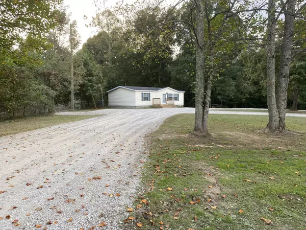 2991 KY-1729, Russell Springs, KY 42642