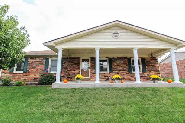 132 Molly Street, Versailles, KY 40383