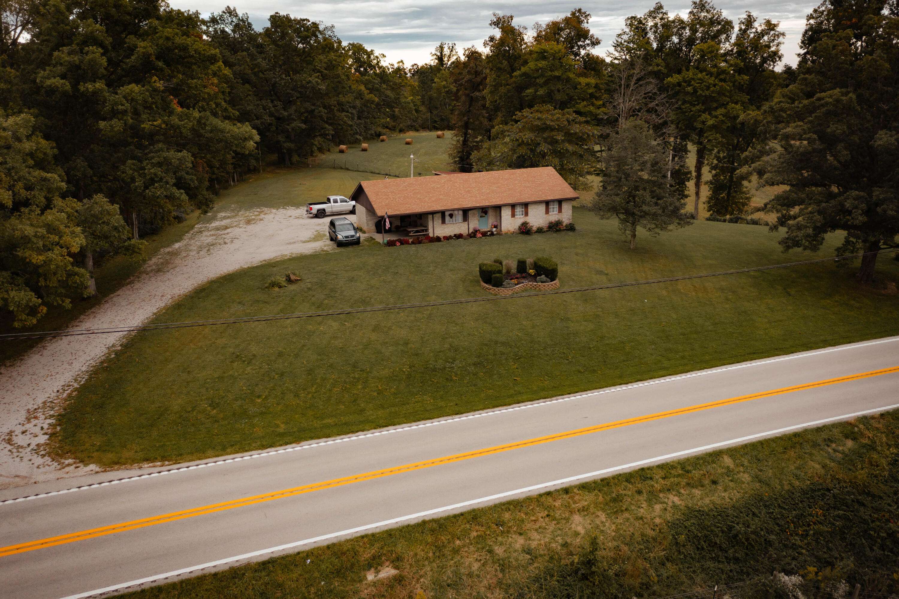 9472 East US 460 Highway, Wellington, KY 40387