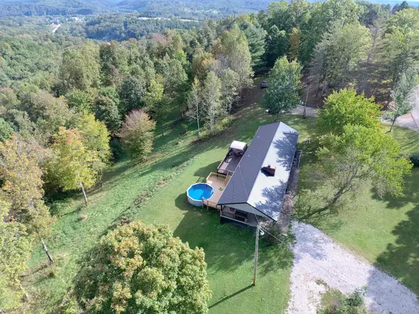Beattyville, KY 41311,127 Wade Ridge Road