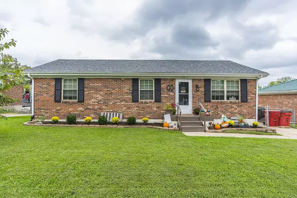 518 Foxwood Drive, Nicholasville, KY 40356