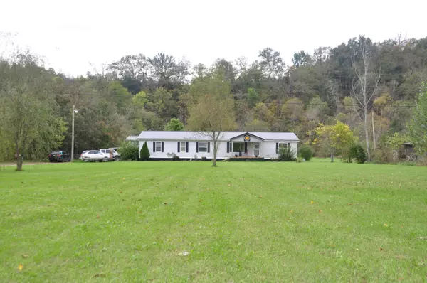 4767 White Oak Road, Owingsville, KY 40360