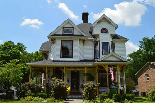 Danville, KY 40422,637 N 3rd Street