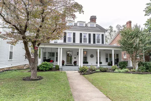 Frankfort, KY 40601,522 Shelby Street