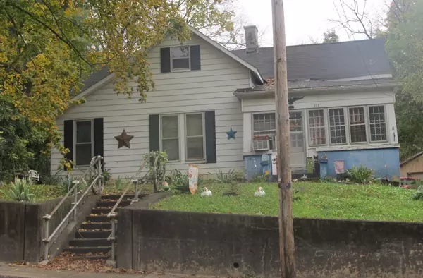 Monticello, KY 42633,235 Michigan Avenue