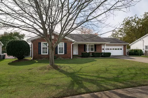 205 Doncaster Road, Versailles, KY 40383