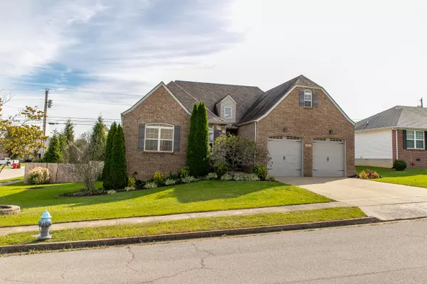 100 Dawson Pass, Nicholasville, KY 40356