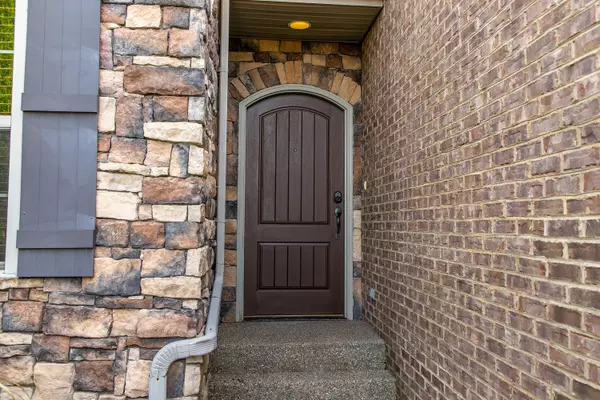 Nicholasville, KY 40356,100 Dawson Pass