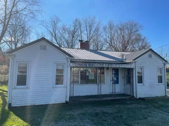 1155 Rice Station Road, Irvine, KY 40336