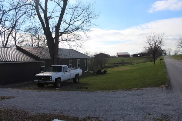 Owenton, KY 40359,2900 Jonesville Road