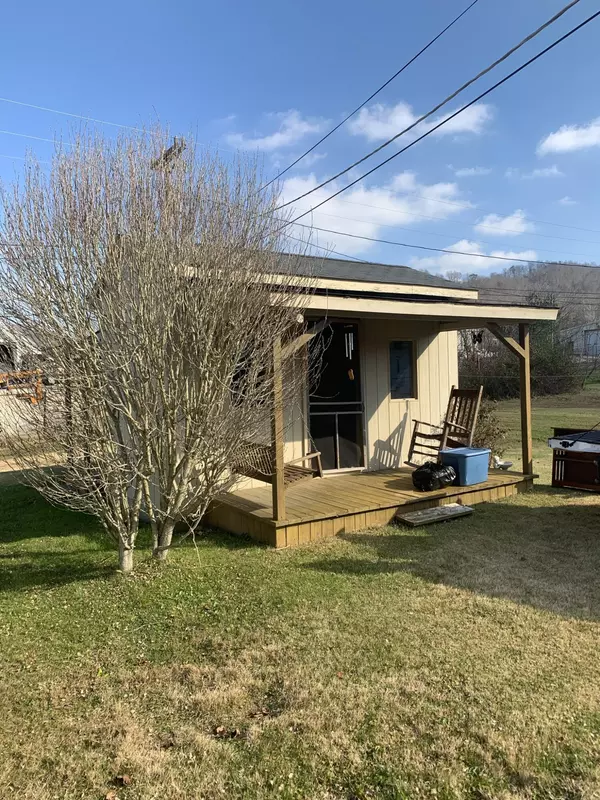 Vanceburg, KY 41179,72 Green Valley Road