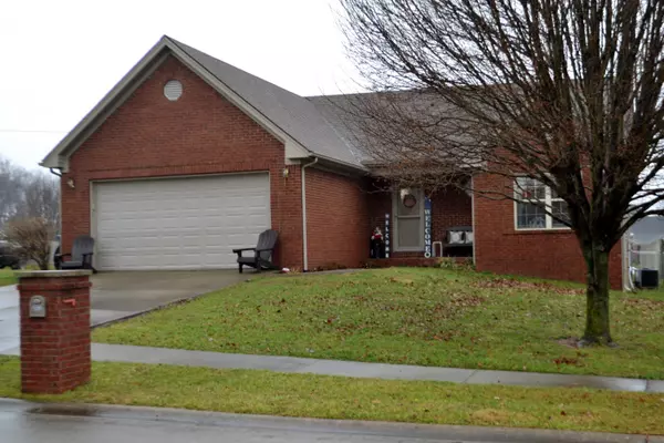 3022 Paddock Loop, Lawrenceburg, KY 40342