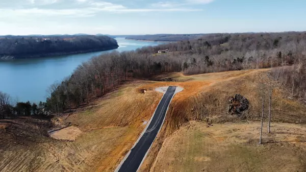 Somerset, KY 42503,12 Goldenberg Lane
