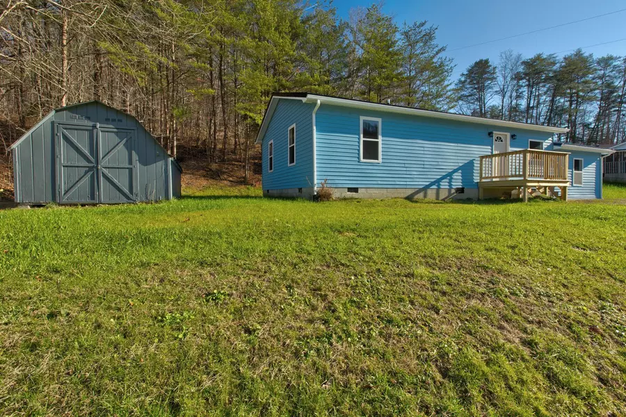 806 Lower Hatcher Creek Road, Stanton, KY 40380