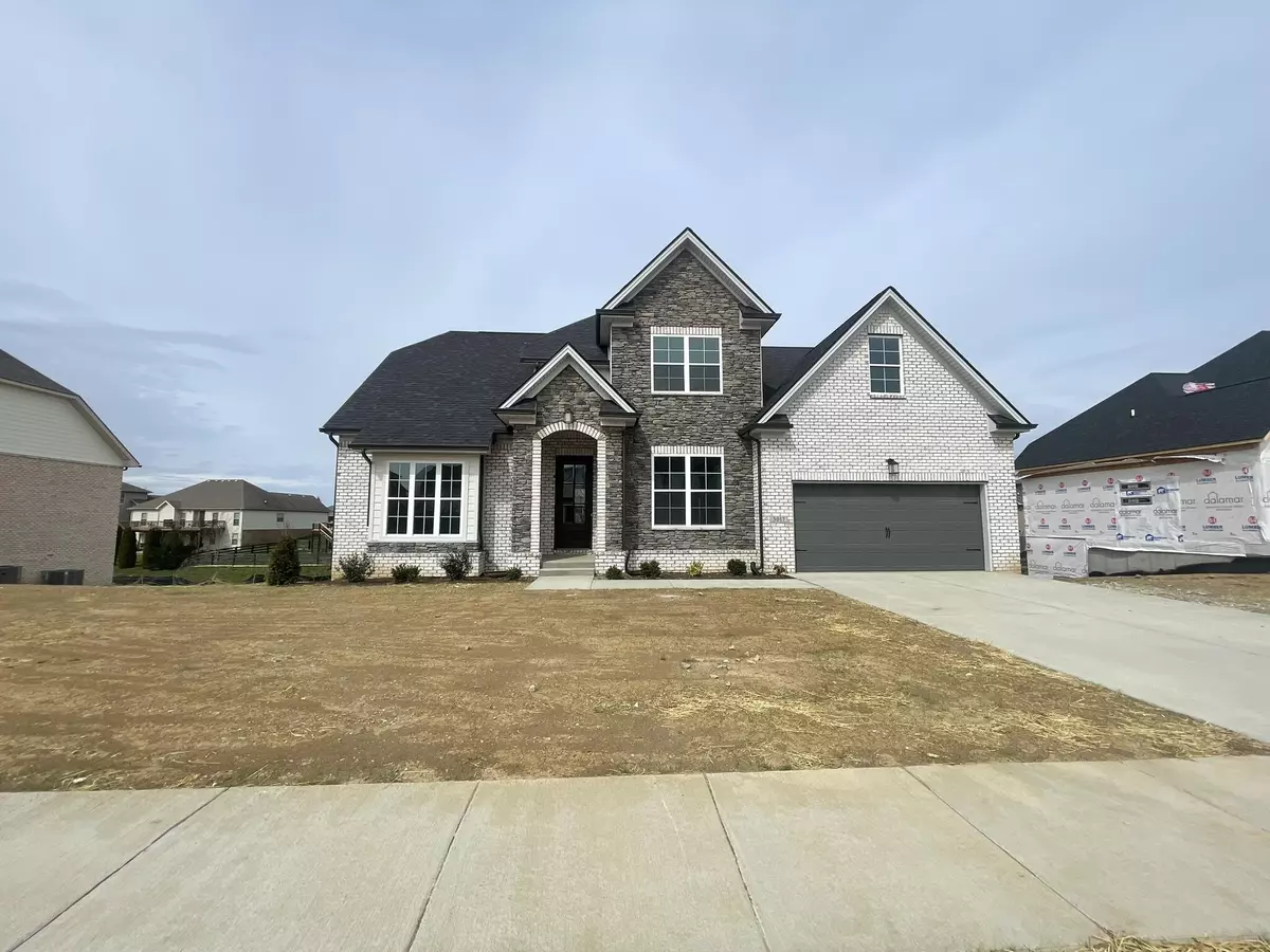 Versailles, KY 40383,3017 Red Oak Trail