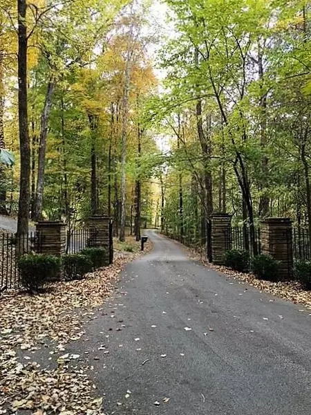 21 & 22 Lantern Way, Jamestown, KY 42629